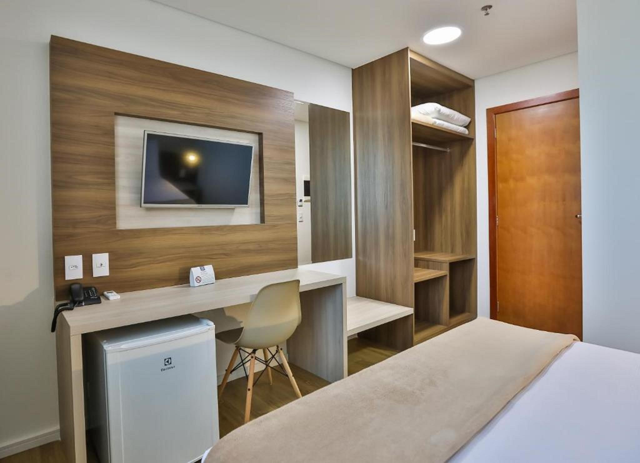 Nobile Inn Meridional Кариасика Екстериор снимка