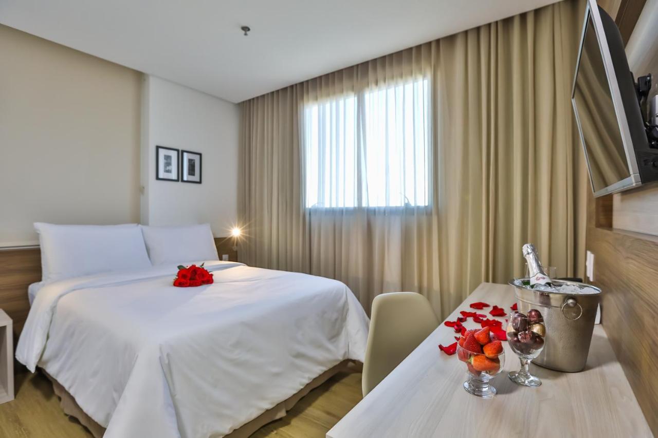 Nobile Inn Meridional Кариасика Екстериор снимка